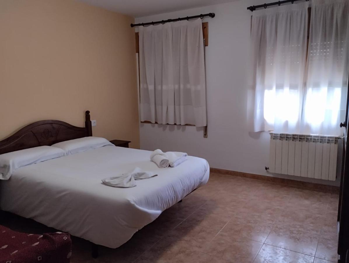 Hostal Estopinan Estopiñán del Castillo Kültér fotó